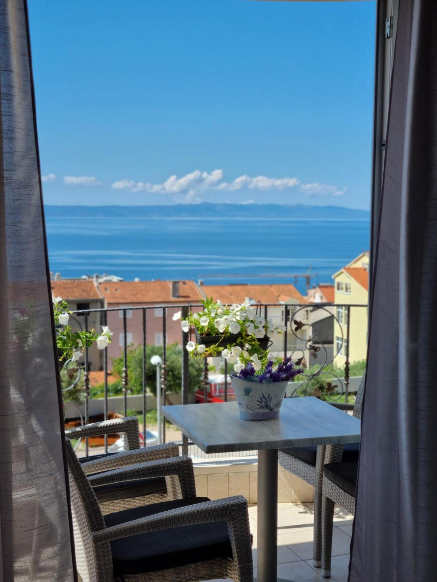 Apartments Tomas Makarska Eksteriør billede