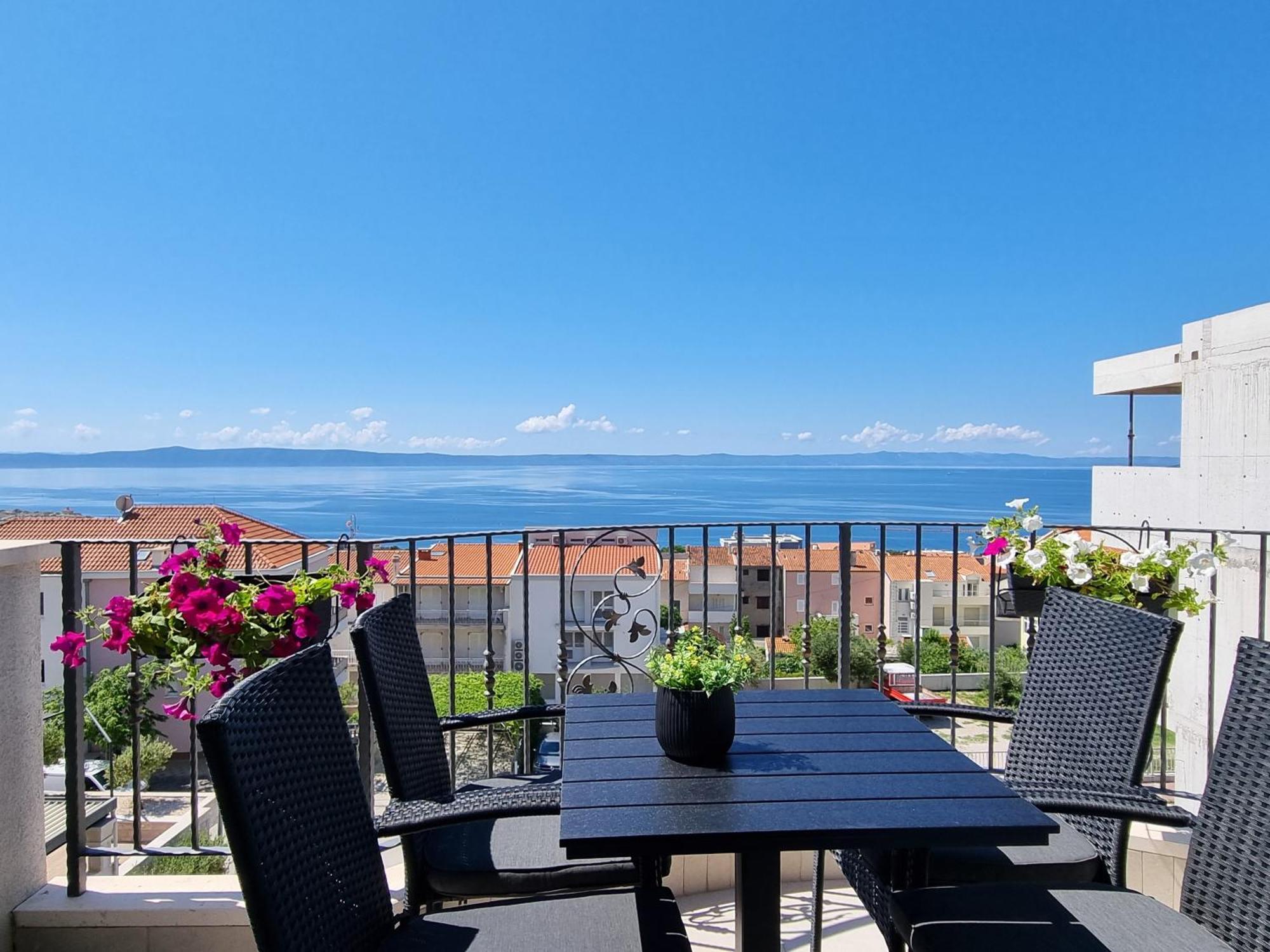 Apartments Tomas Makarska Eksteriør billede