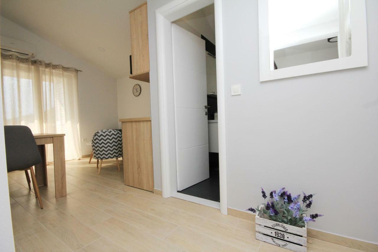 Apartments Tomas Makarska Eksteriør billede