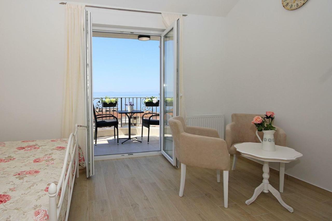 Apartments Tomas Makarska Eksteriør billede