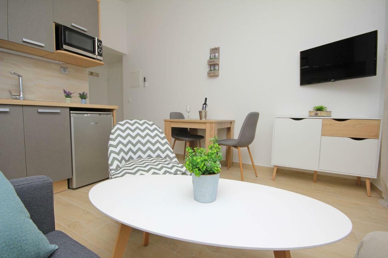 Apartments Tomas Makarska Eksteriør billede