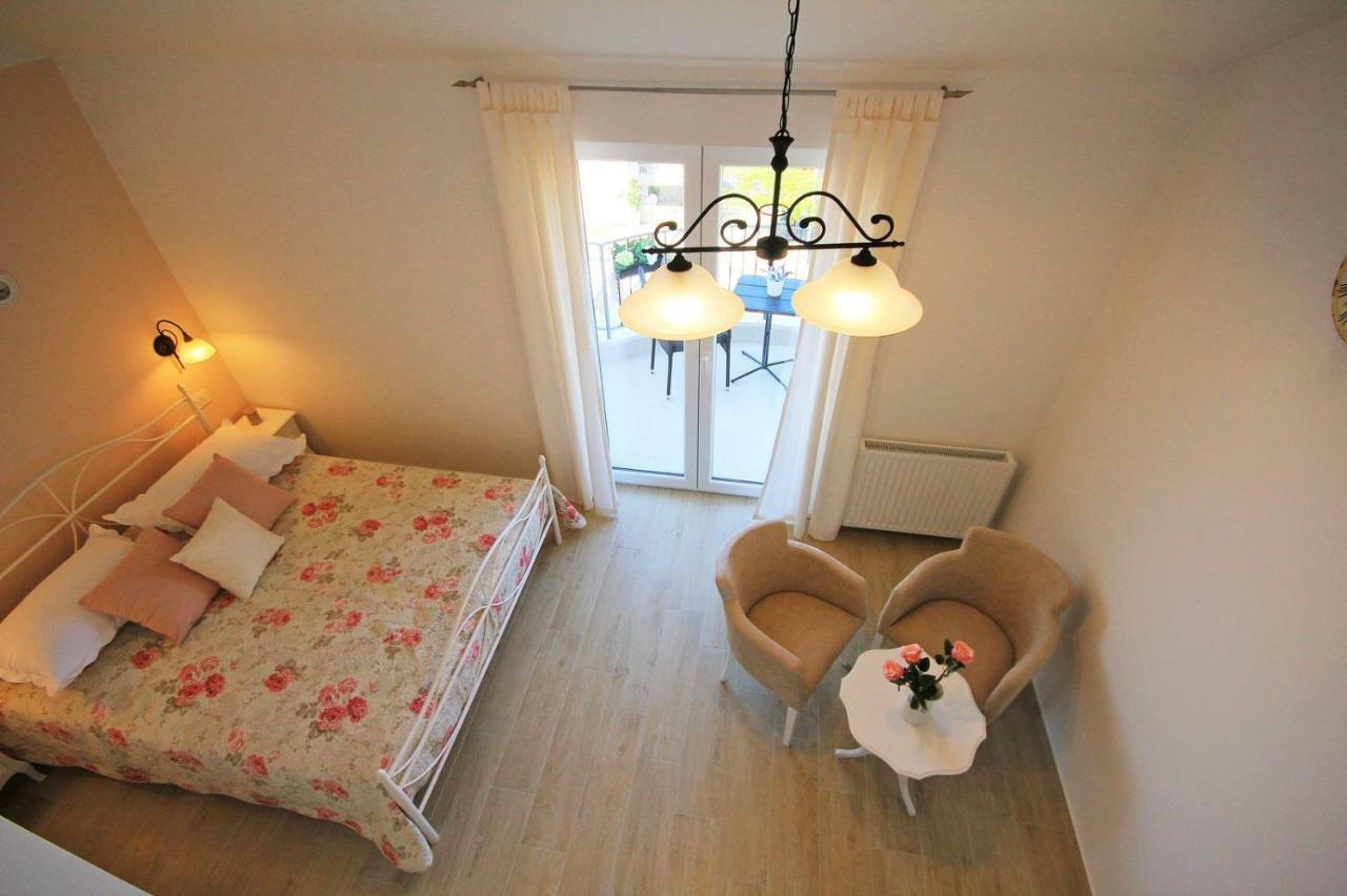 Apartments Tomas Makarska Eksteriør billede