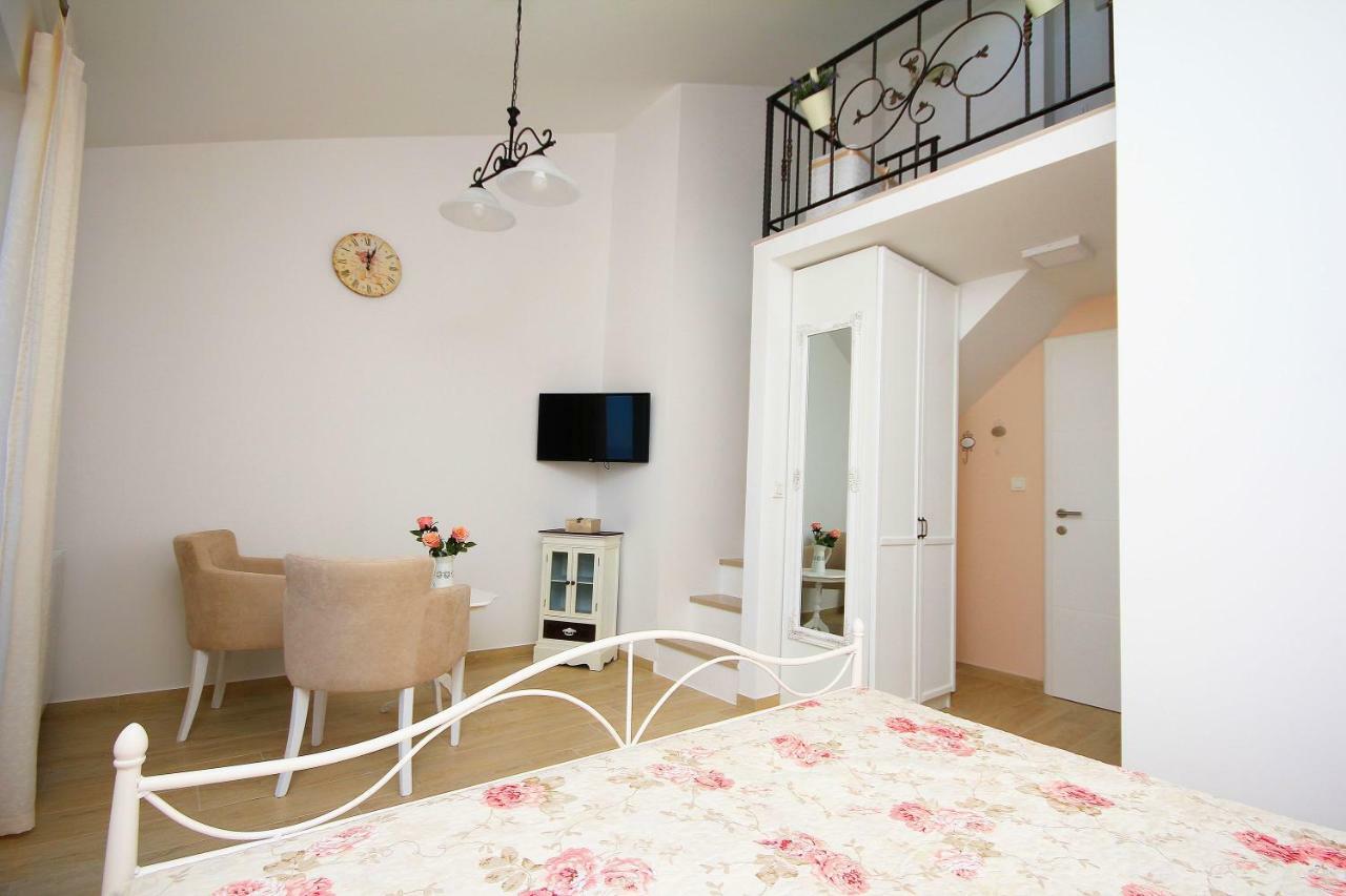 Apartments Tomas Makarska Eksteriør billede