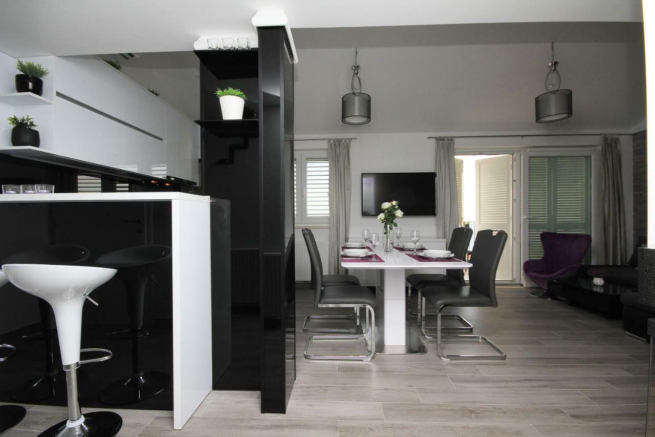 Apartments Tomas Makarska Eksteriør billede